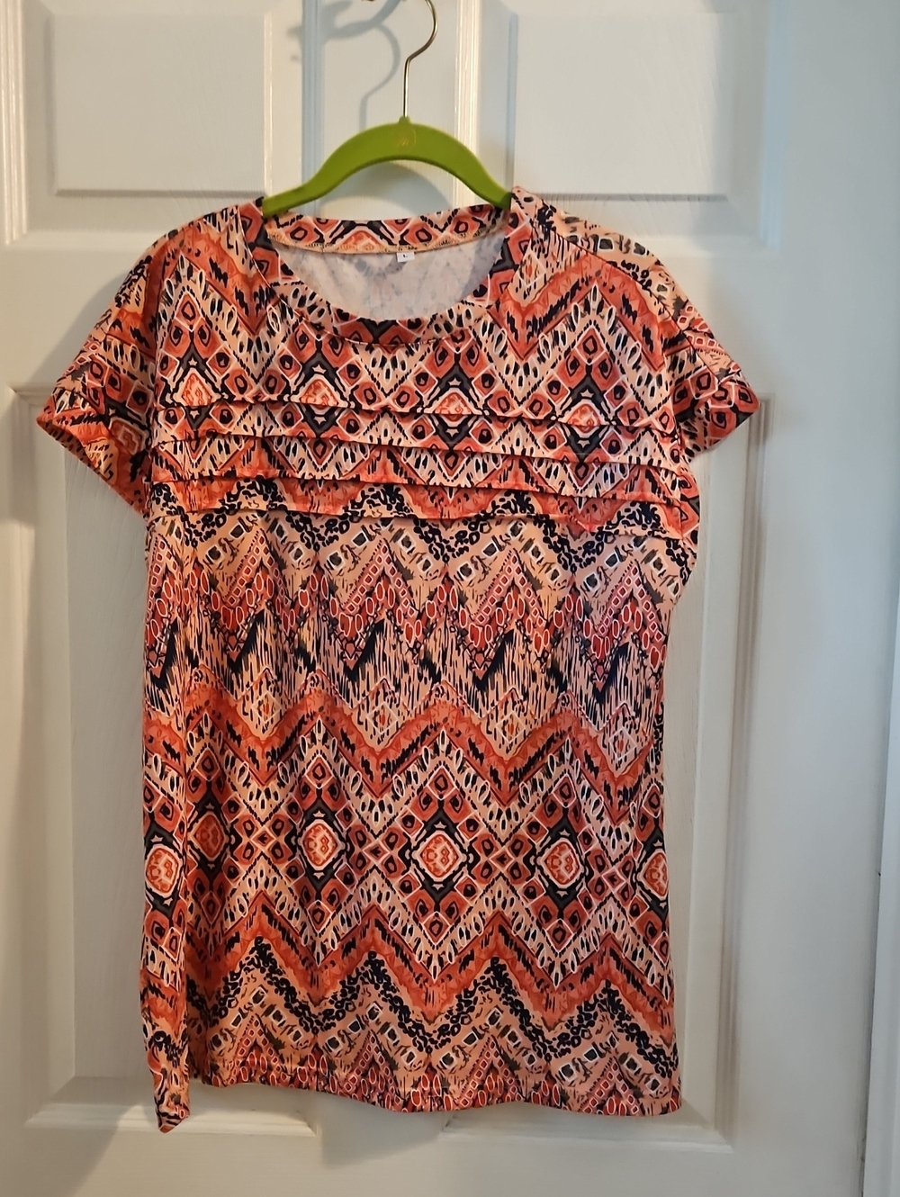 Coral Patterned Short-Sleeve Women’s Top